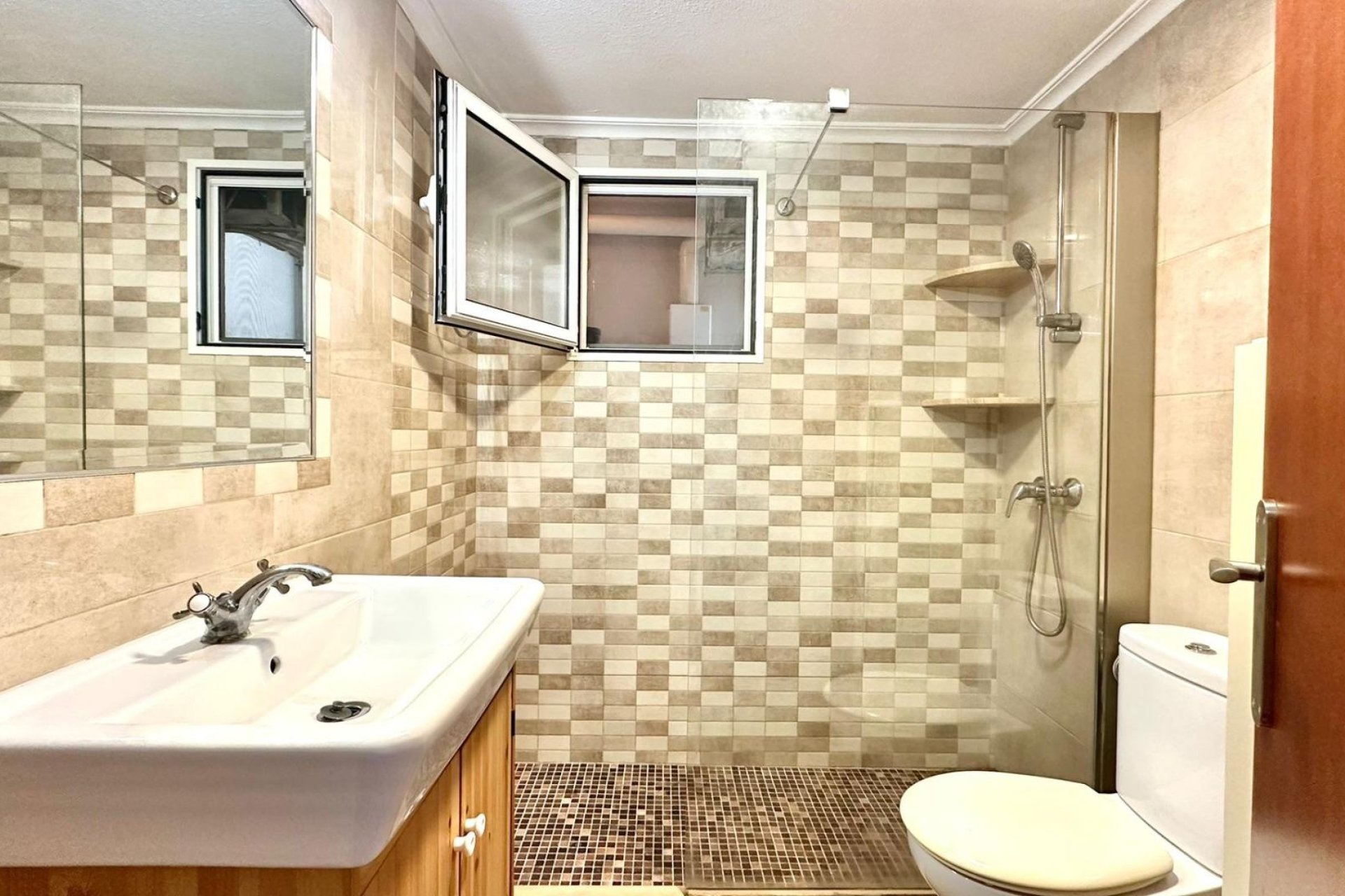 Herverkoop - Apartment -
Torrevieja - Acequion