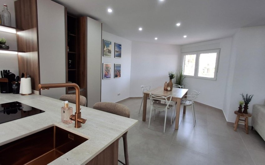Herverkoop - Apartment -
Torrevieja - Acequion