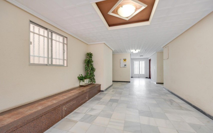 Herverkoop - Apartment -
Torrevieja - Acequion