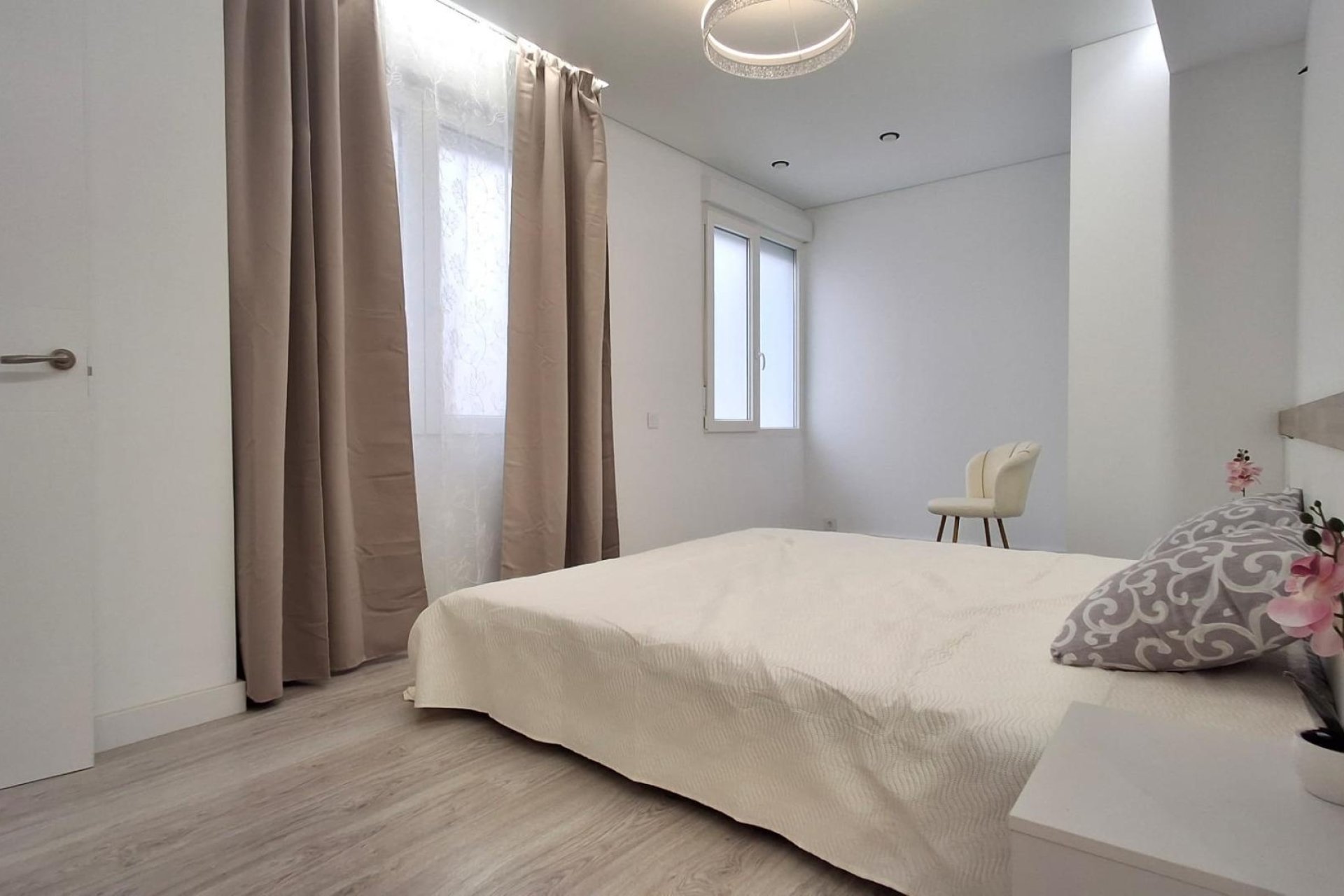 Herverkoop - Apartment -
Torrevieja - Acequion
