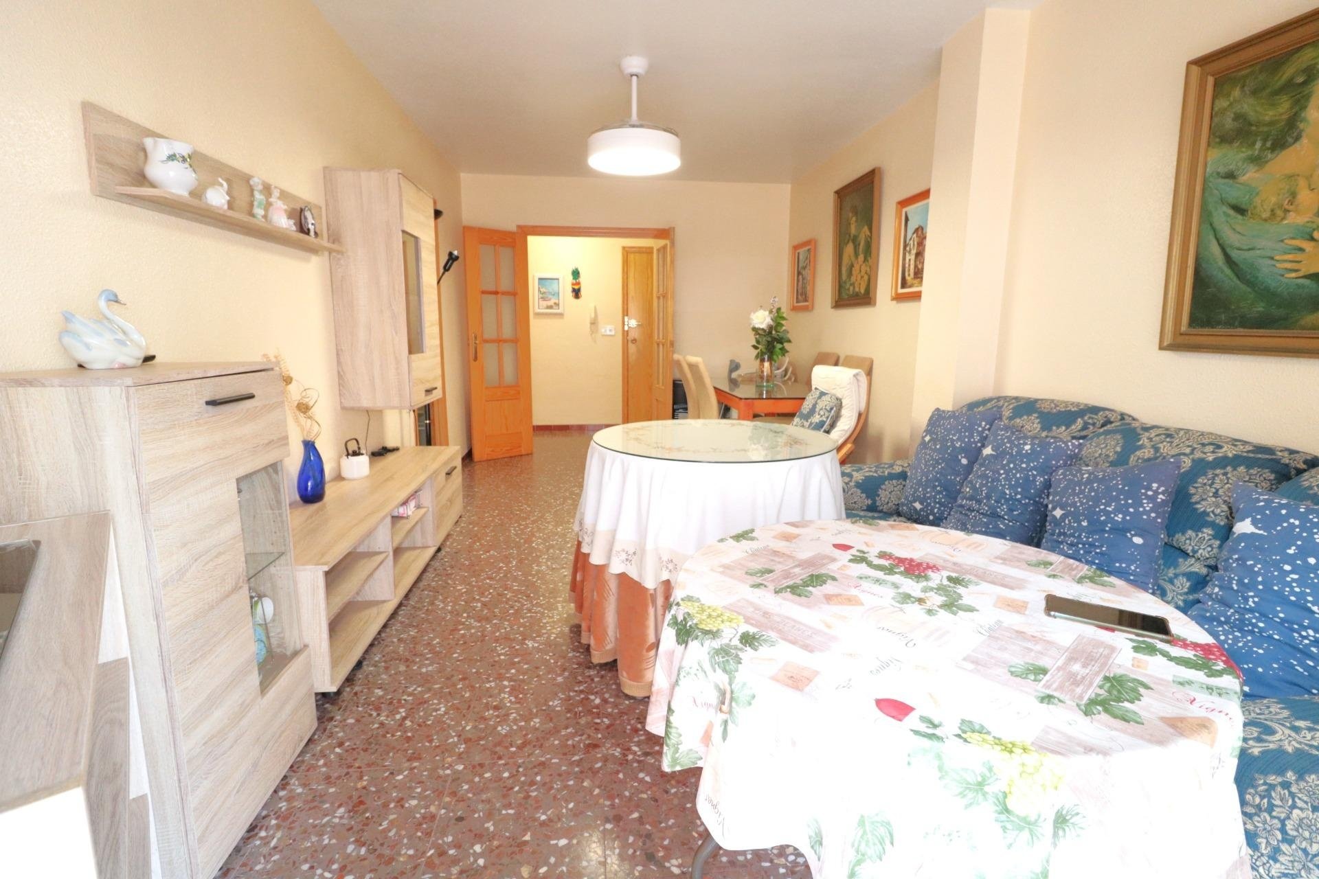 Herverkoop - Apartment -
Torrevieja - Acequion