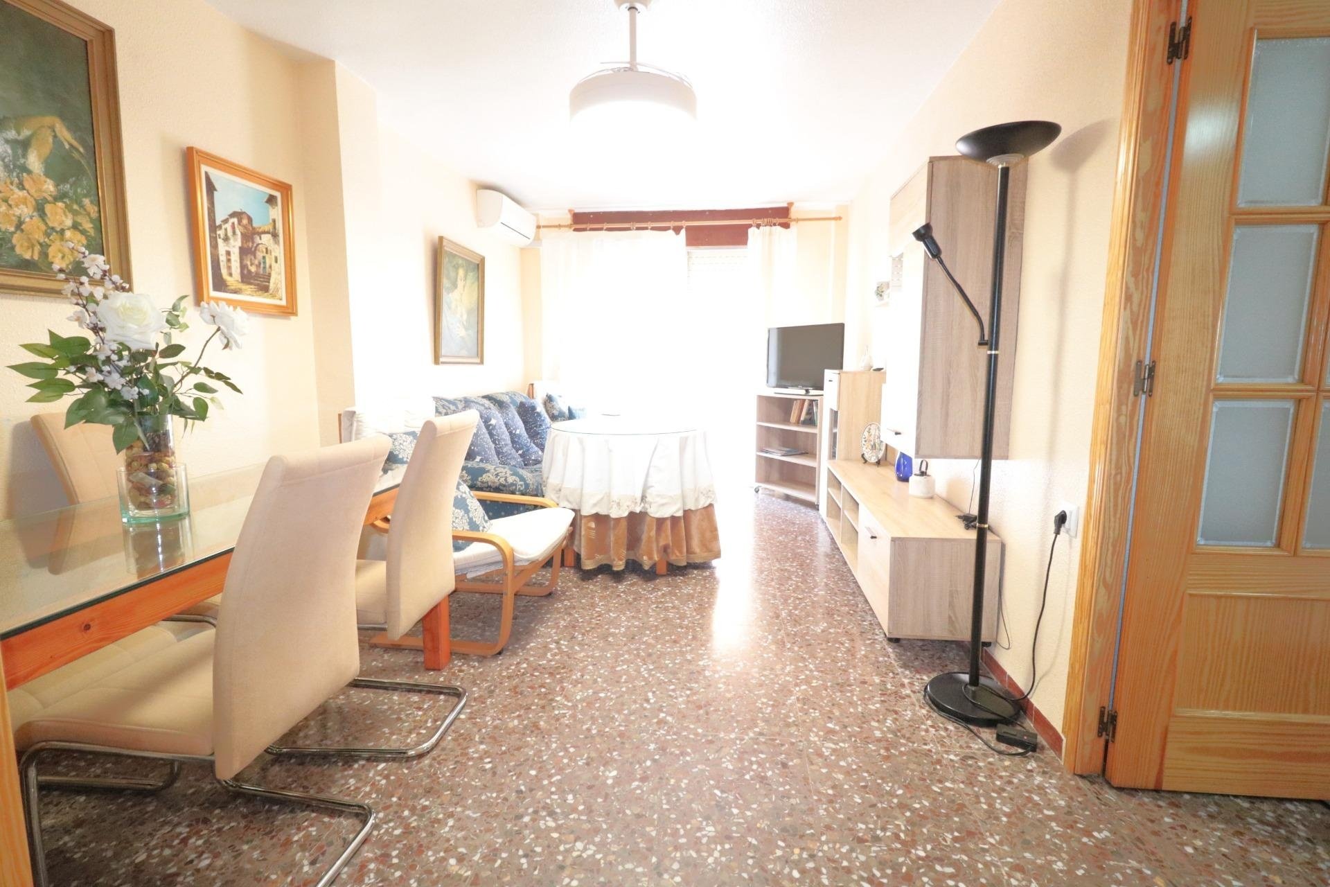 Herverkoop - Apartment -
Torrevieja - Acequion