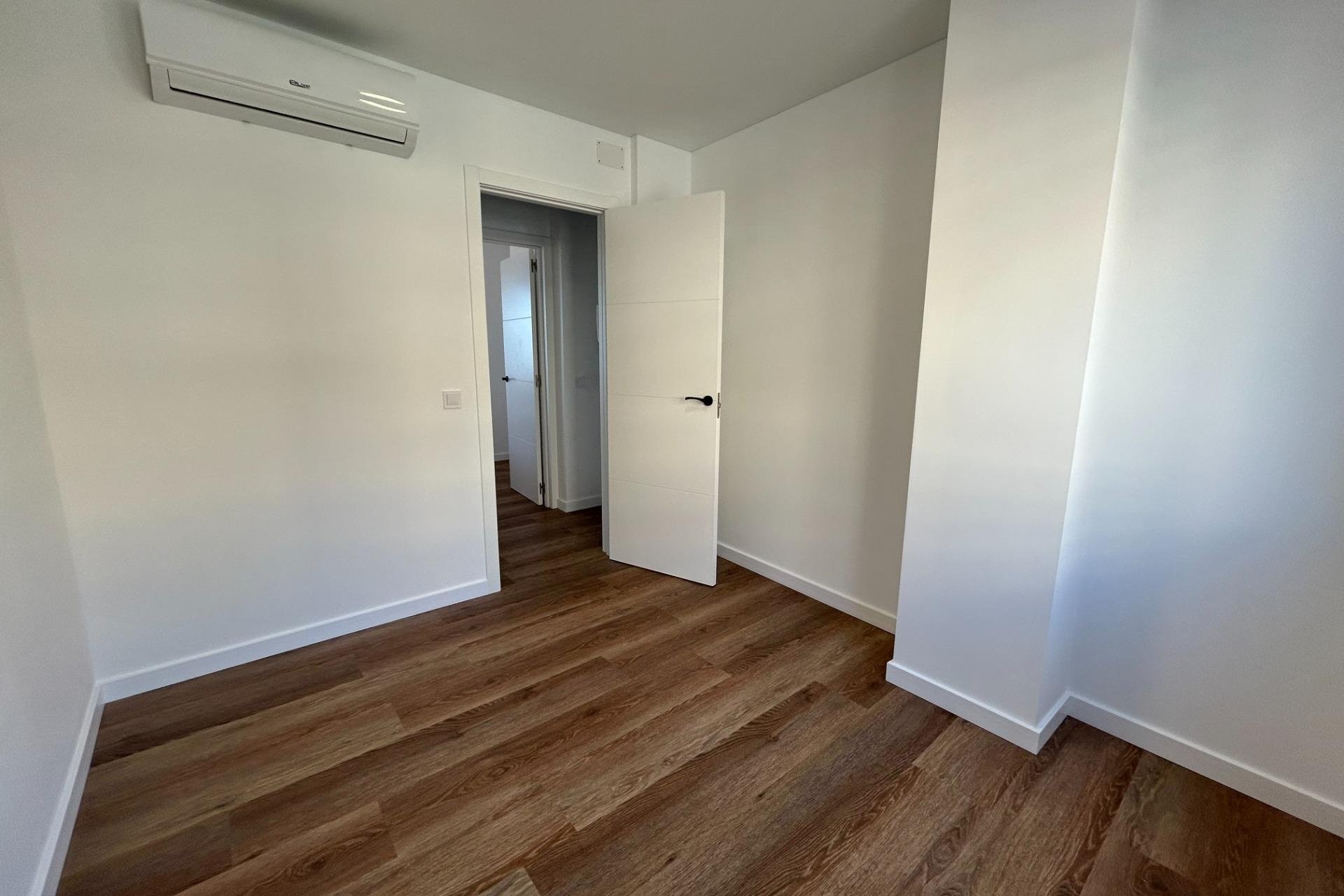 Herverkoop - Apartment -
Torrevieja - Acequion
