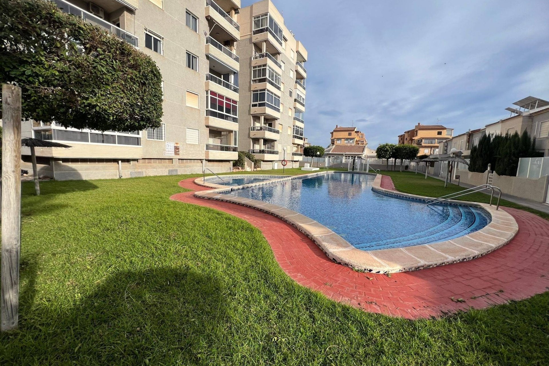 Herverkoop - Apartment -
Torrevieja - Aguas Nuevas