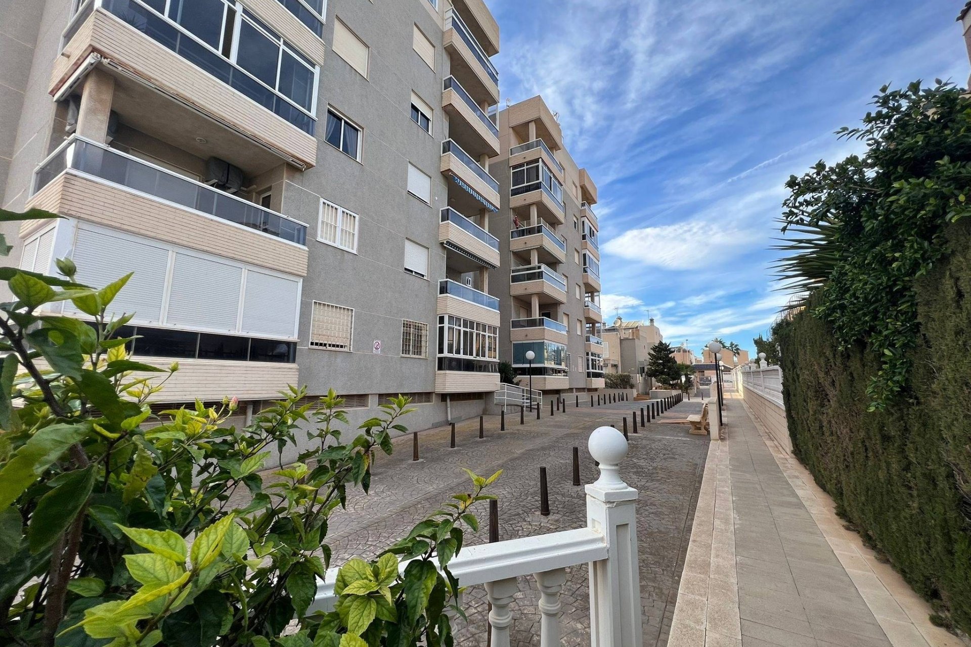 Herverkoop - Apartment -
Torrevieja - Aguas Nuevas