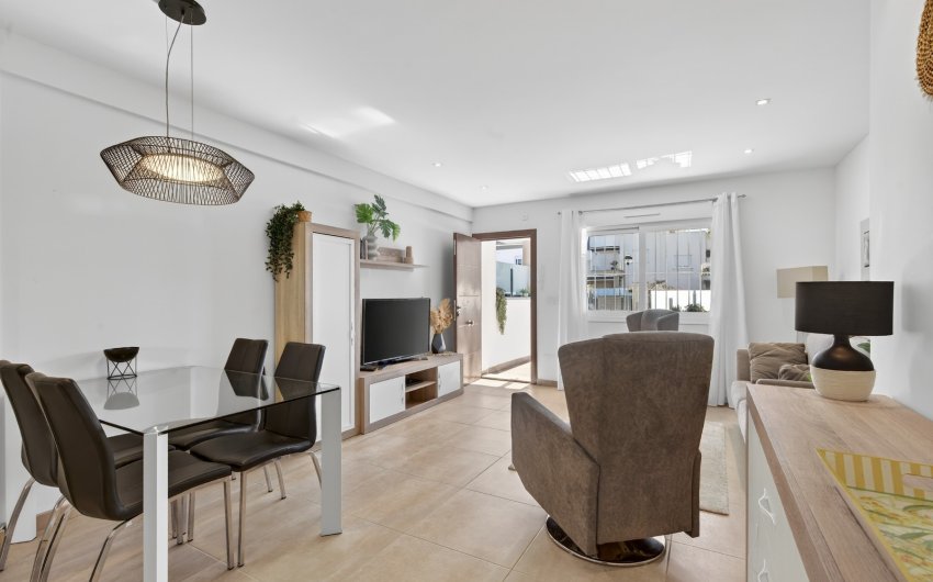 Herverkoop - Apartment -
Torrevieja - Aguas Nuevas