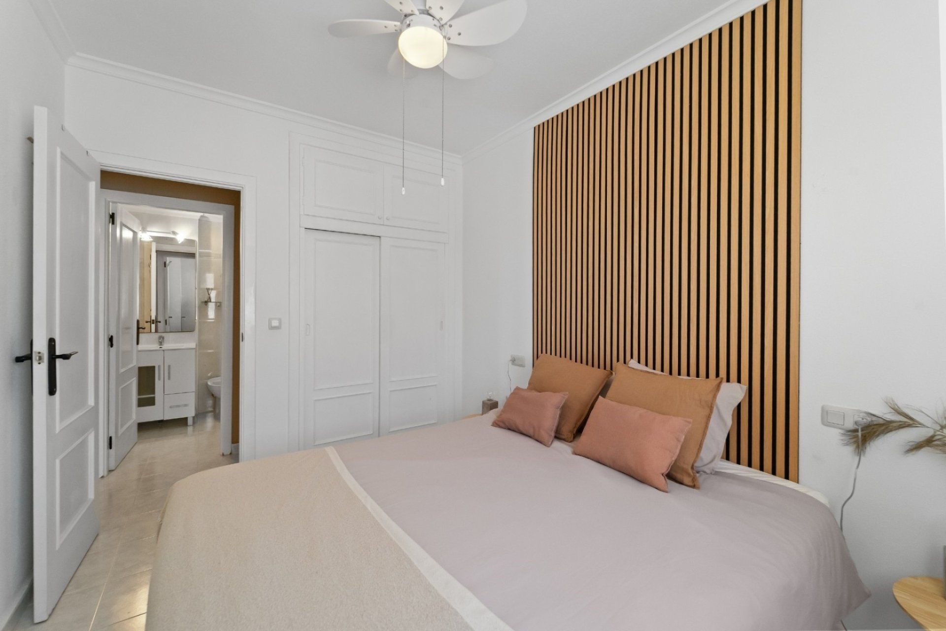 Herverkoop - Apartment -
Torrevieja - Aguas Nuevas