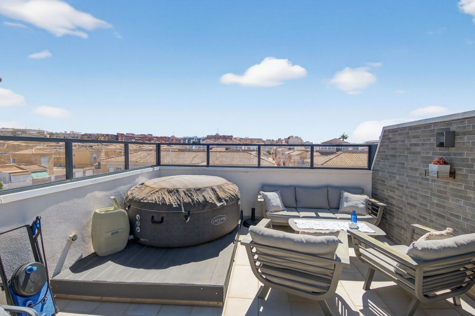 Herverkoop - Apartment -
Torrevieja - Aguas Nuevas