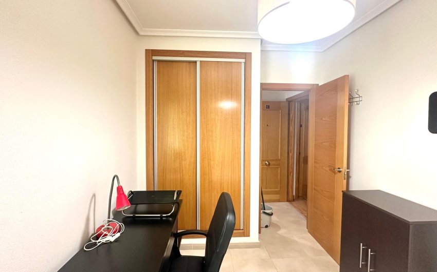 Herverkoop - Apartment -
Torrevieja - Center