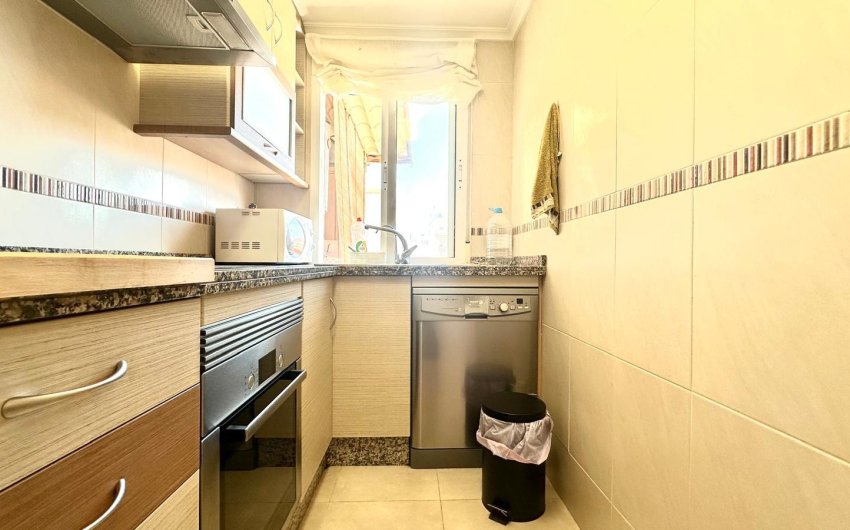 Herverkoop - Apartment -
Torrevieja - Center