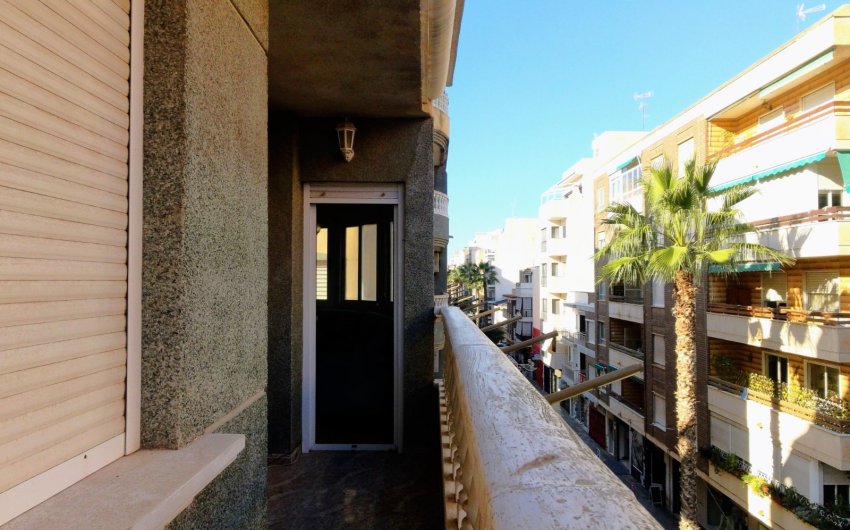 Herverkoop - Apartment -
Torrevieja - Center