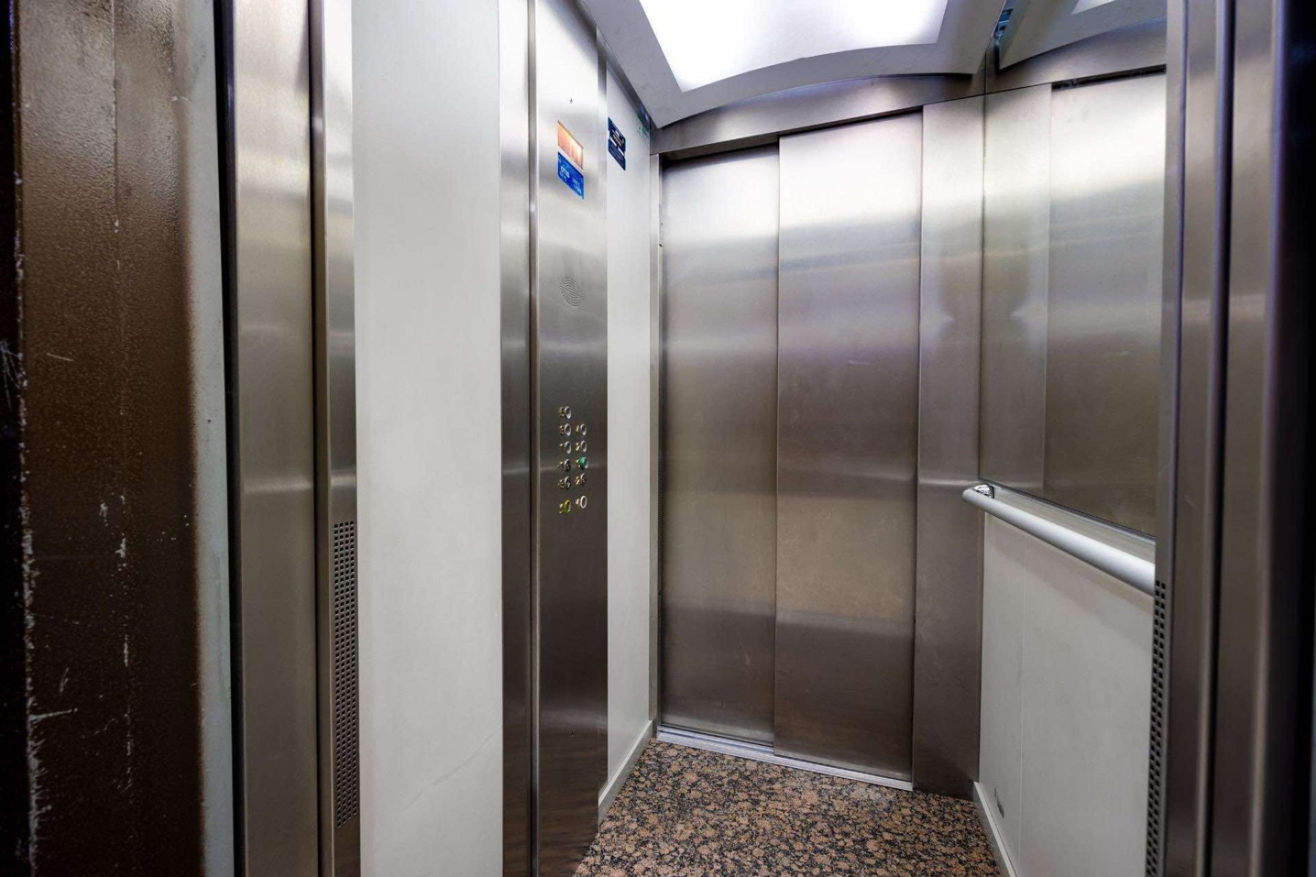 Herverkoop - Apartment -
Torrevieja - Center