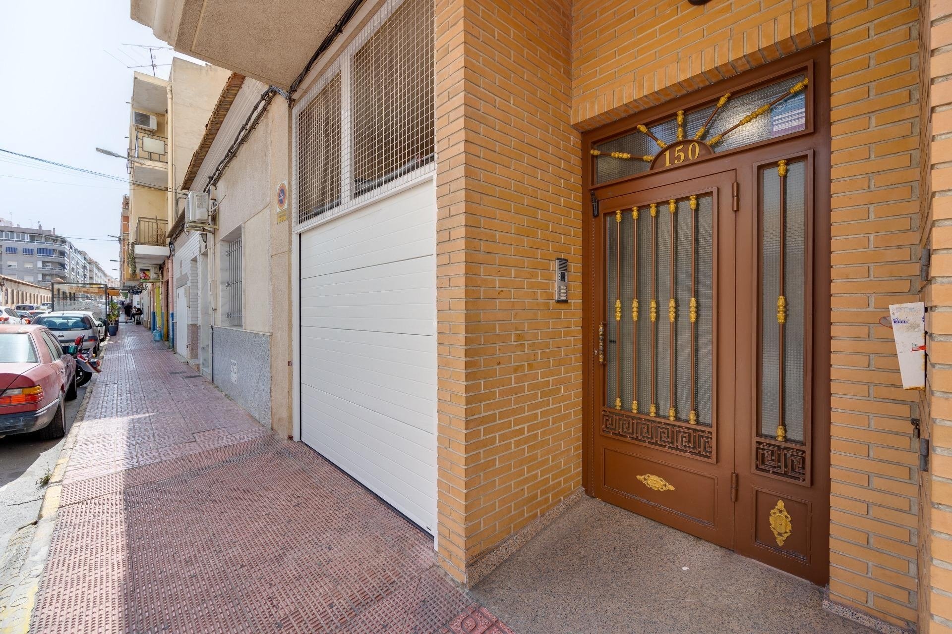 Herverkoop - Apartment -
Torrevieja - Centro