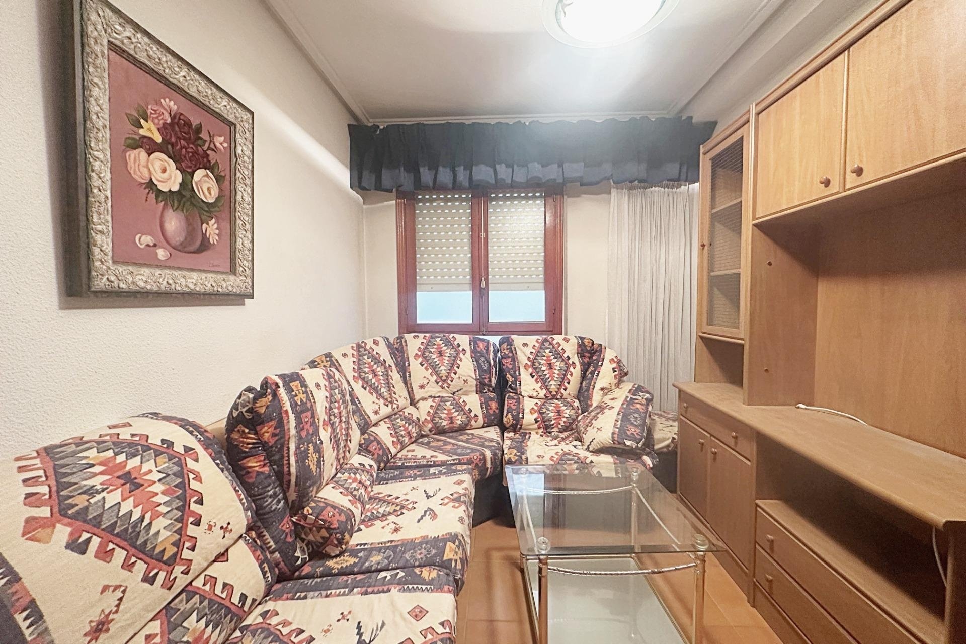 Herverkoop - Apartment -
Torrevieja - Centro