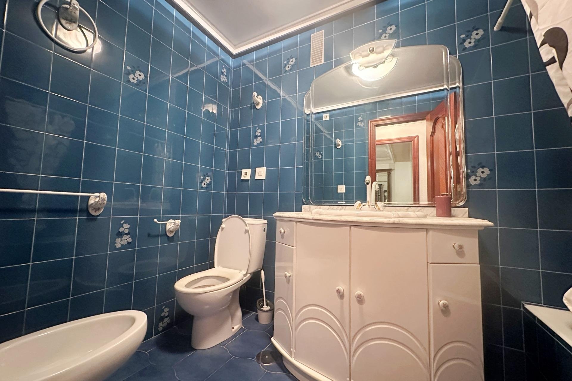 Herverkoop - Apartment -
Torrevieja - Centro