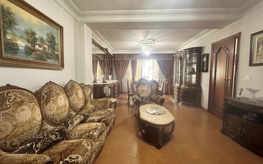 Herverkoop - Apartment -
Torrevieja - Centro