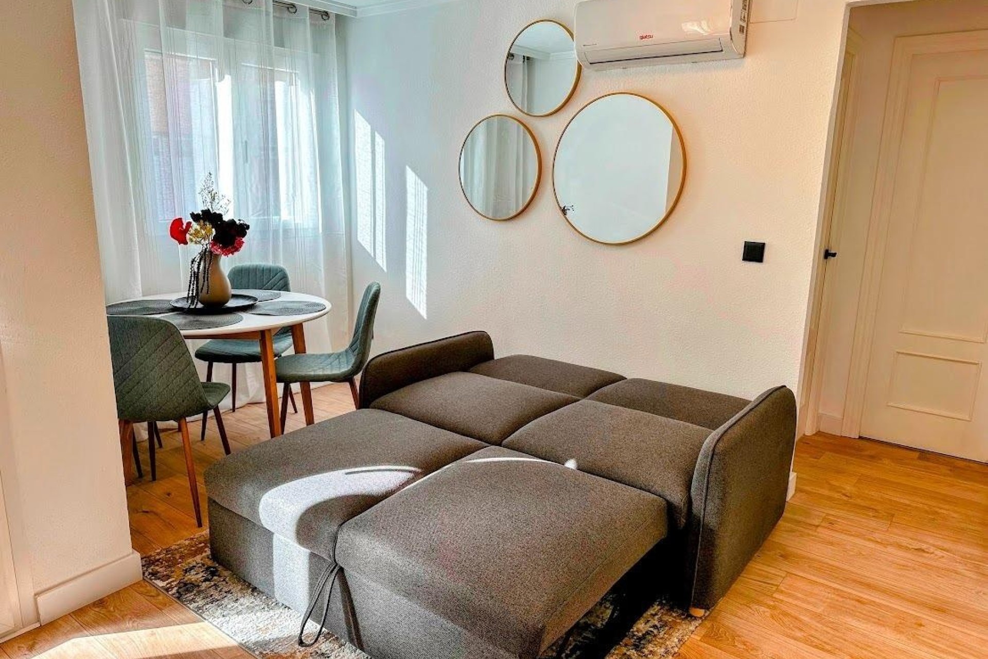 Herverkoop - Apartment -
Torrevieja - Centro