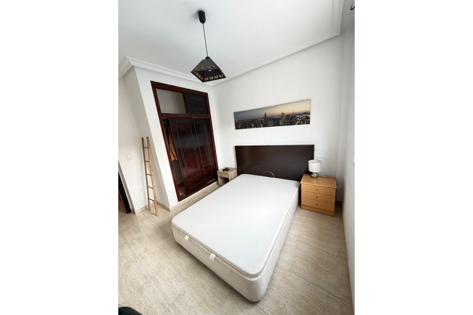 Herverkoop - Apartment -
Torrevieja - Centro