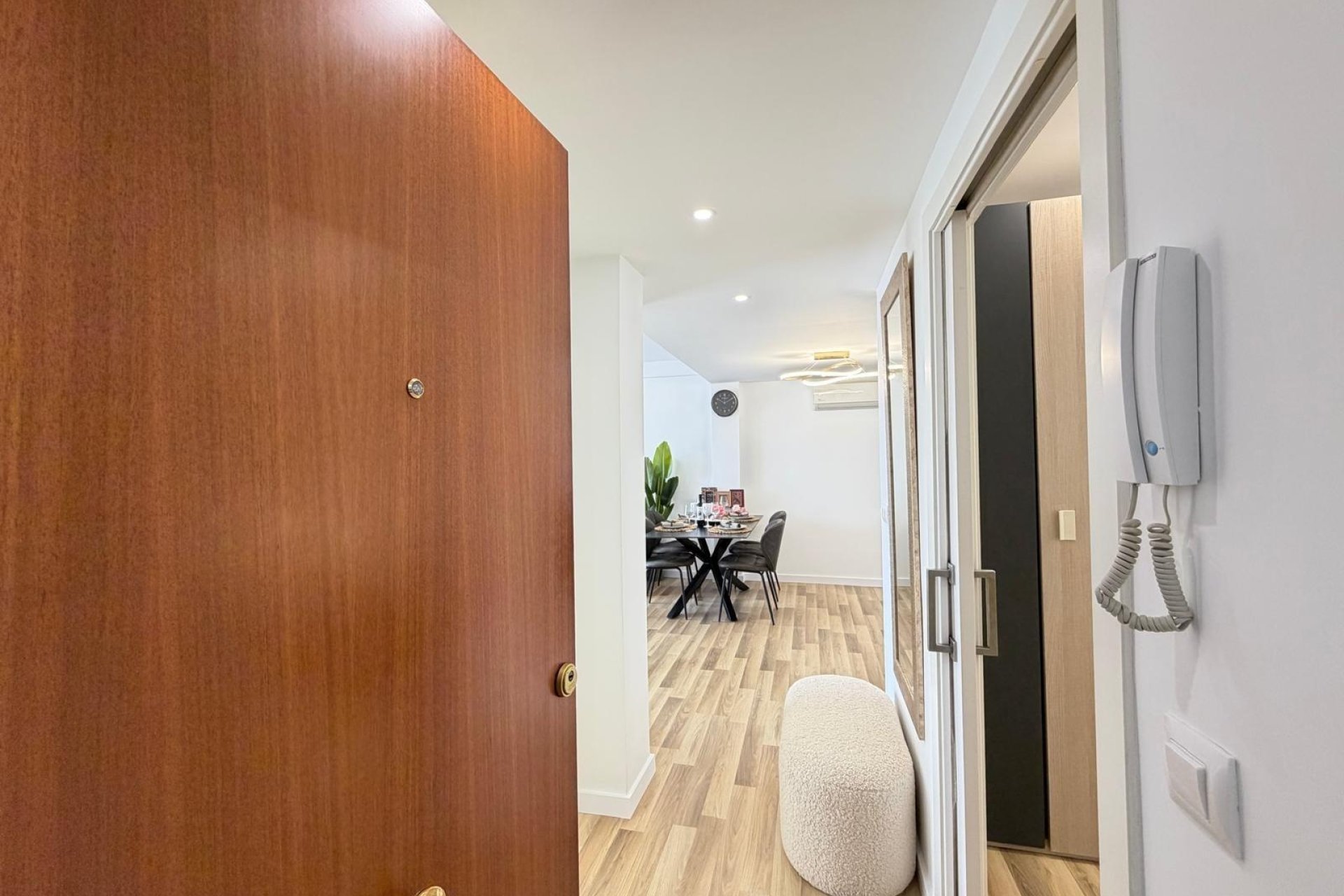 Herverkoop - Apartment -
Torrevieja - Centro