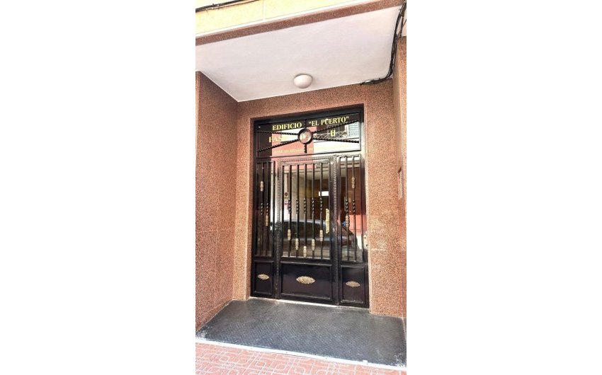 Herverkoop - Apartment -
Torrevieja - Centro