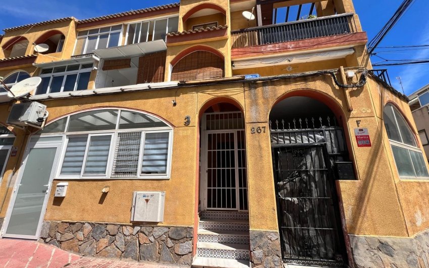 Herverkoop - Apartment -
Torrevieja - Centro