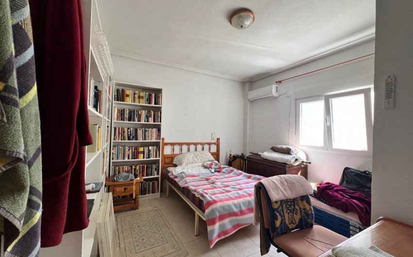 Herverkoop - Apartment -
Torrevieja - Centro