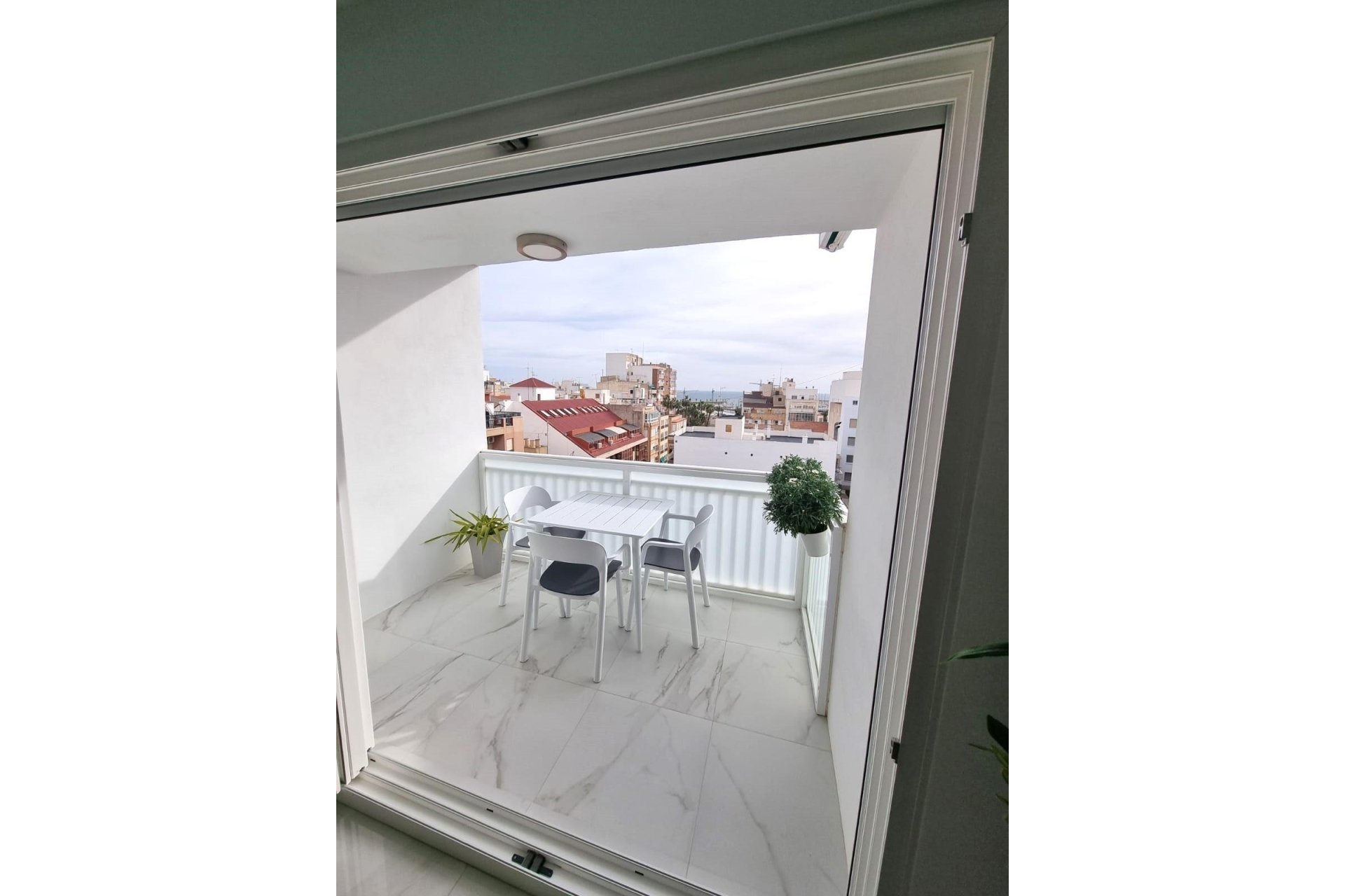 Herverkoop - Apartment -
Torrevieja - Centro
