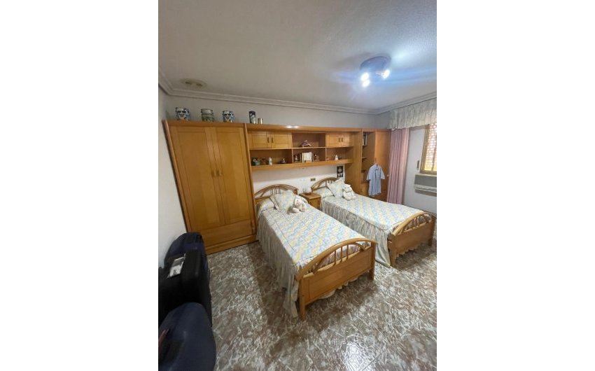 Herverkoop - Apartment -
Torrevieja - Centro