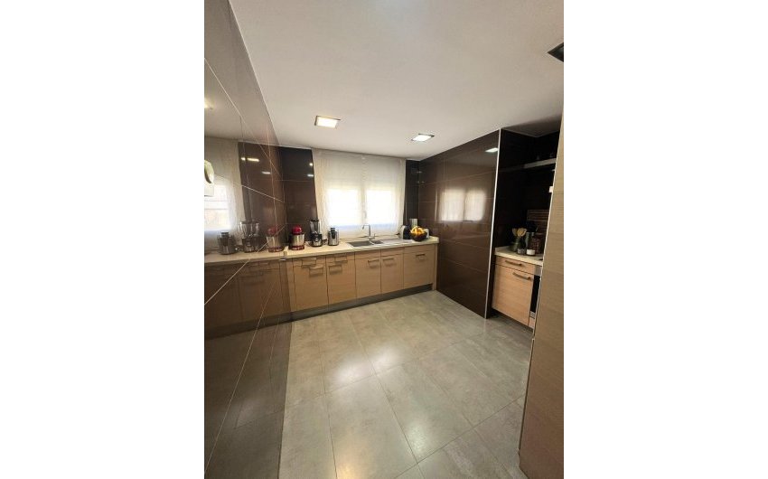 Herverkoop - Apartment -
Torrevieja - Centro