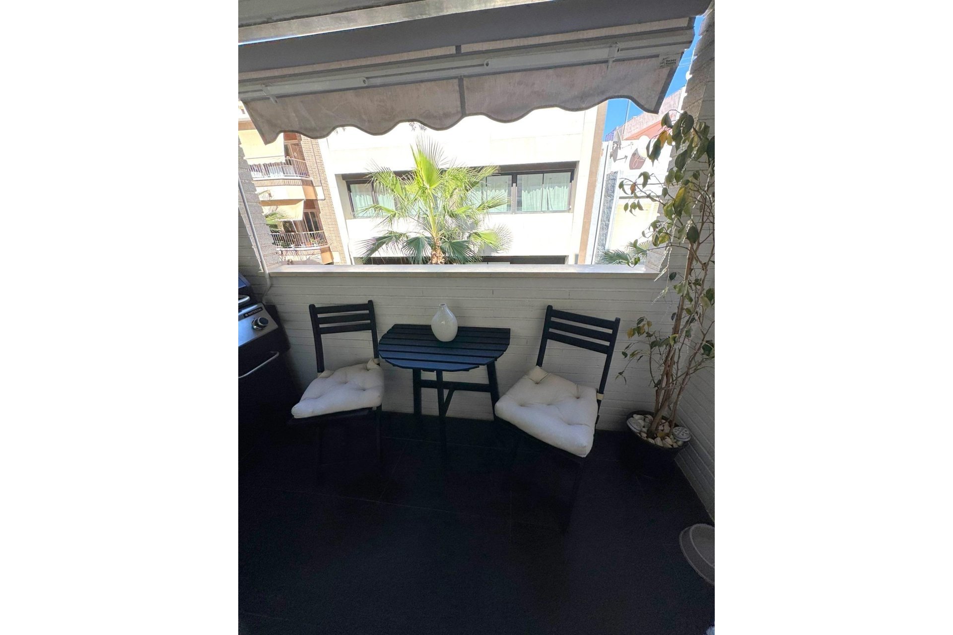 Herverkoop - Apartment -
Torrevieja - Centro