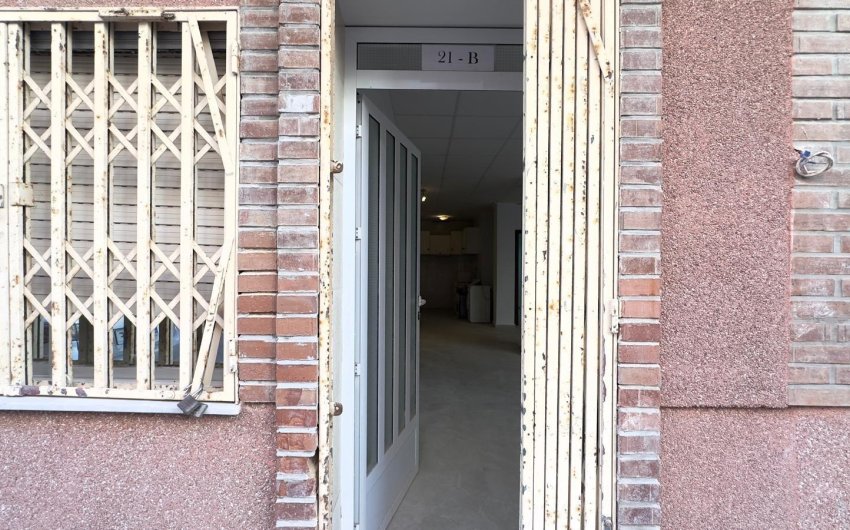 Herverkoop - Apartment -
Torrevieja - Centro