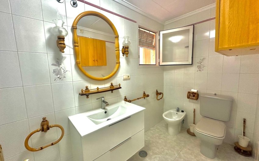 Herverkoop - Apartment -
Torrevieja - Centro