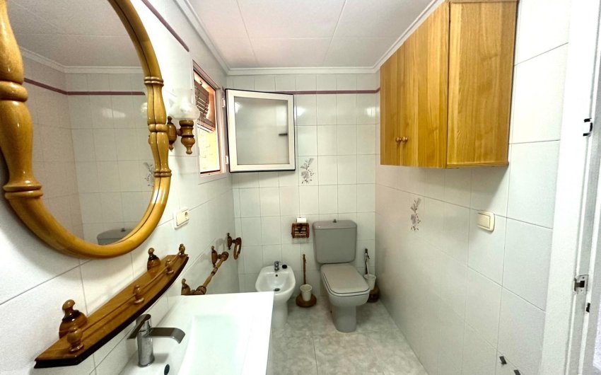 Herverkoop - Apartment -
Torrevieja - Centro