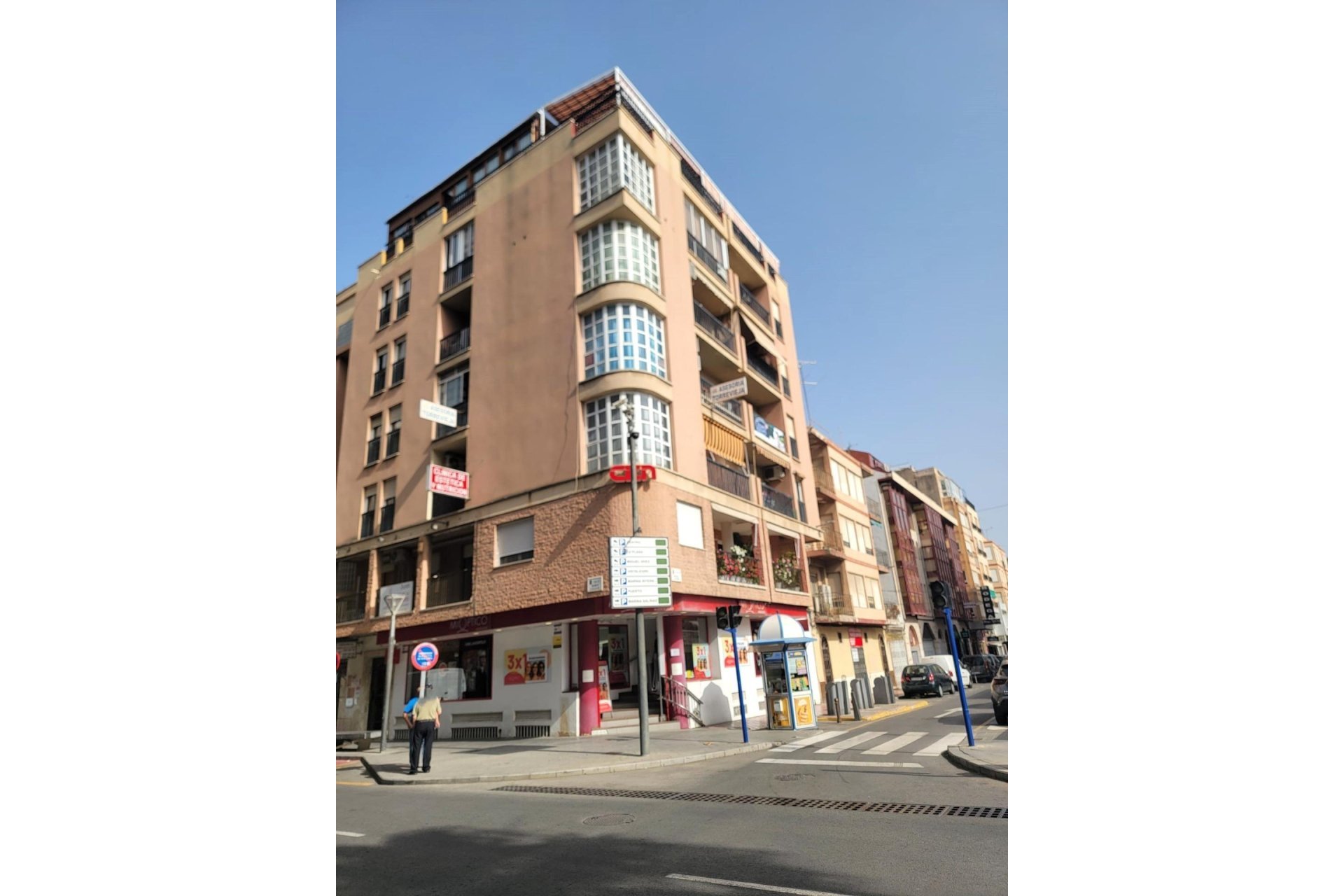 Herverkoop - Apartment -
Torrevieja - Centro