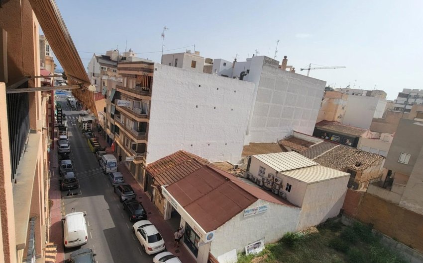 Herverkoop - Apartment -
Torrevieja - Centro