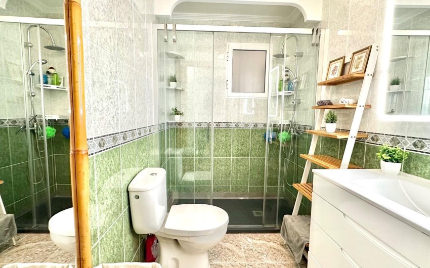 Herverkoop - Apartment -
Torrevieja - Centro