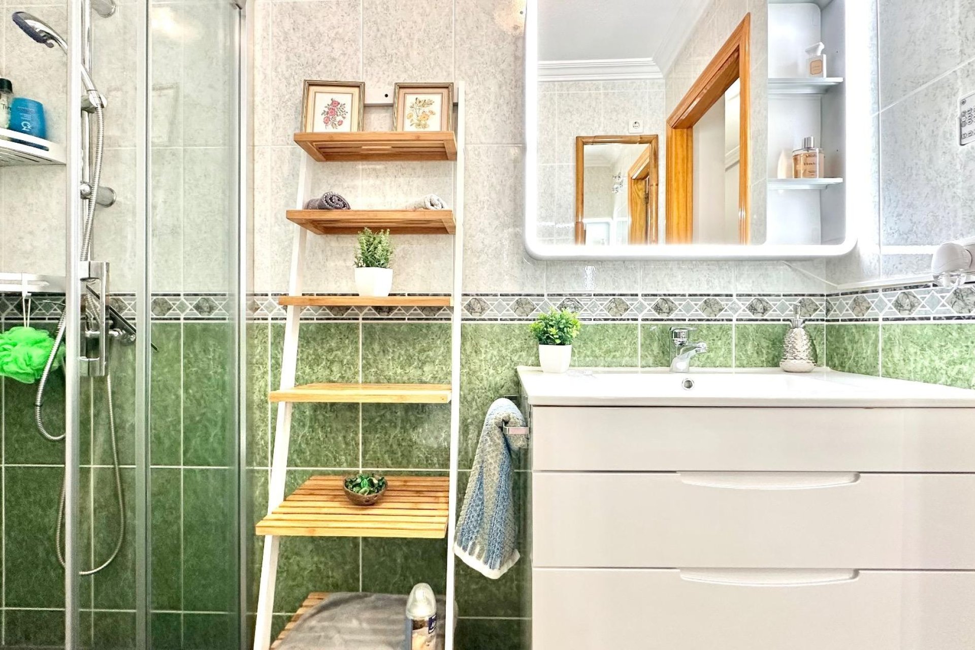 Herverkoop - Apartment -
Torrevieja - Centro