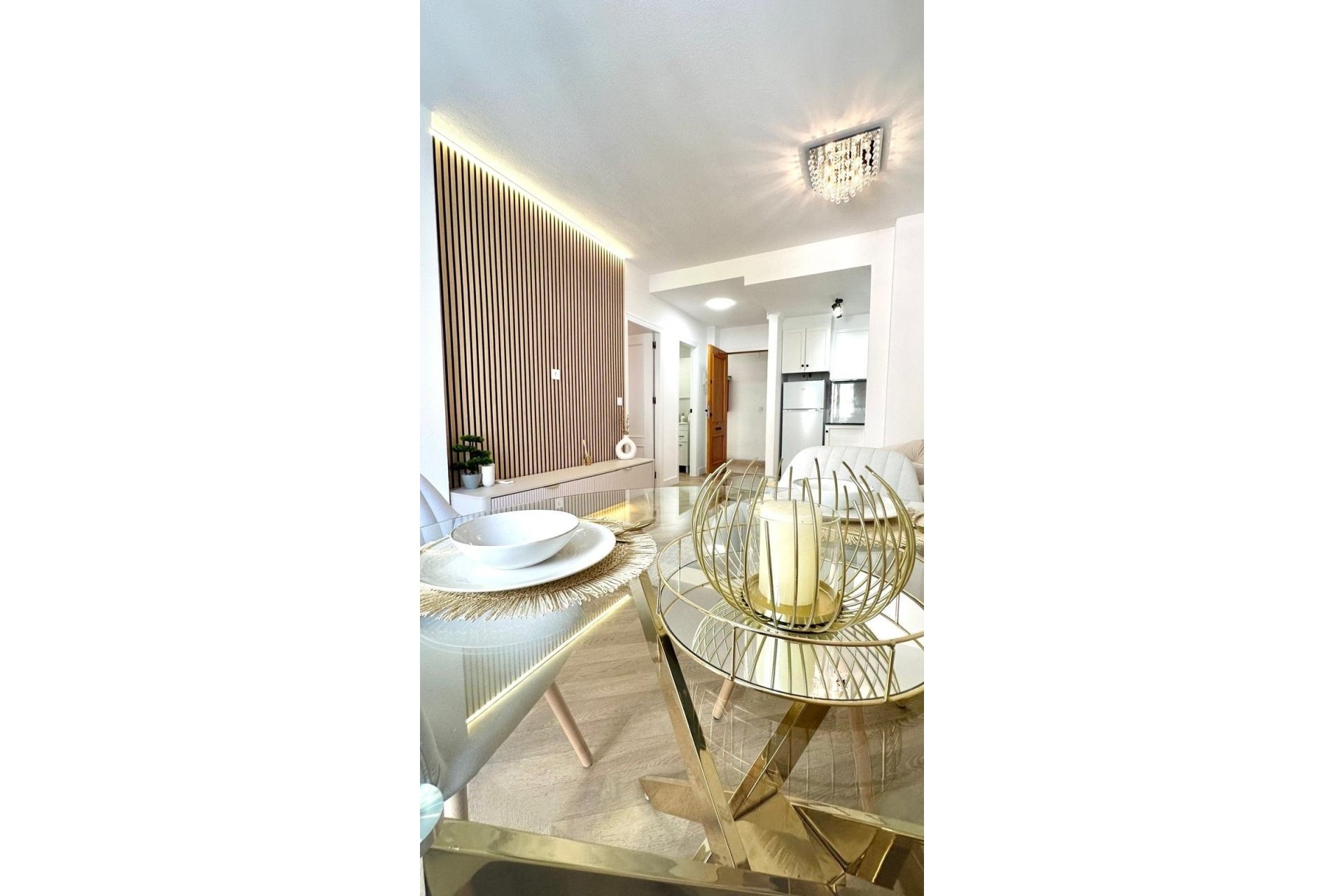 Herverkoop - Apartment -
Torrevieja - Centro