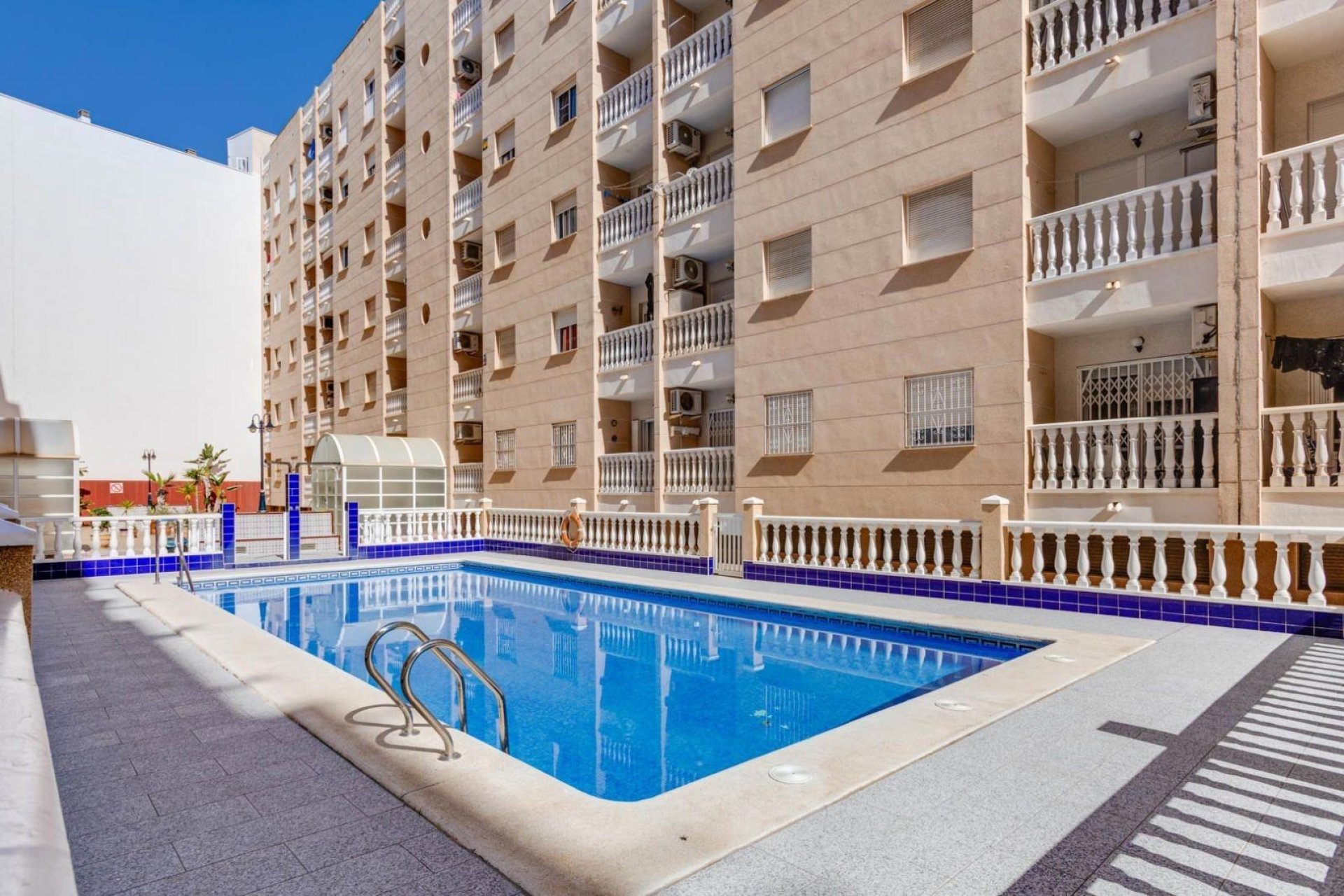 Herverkoop - Apartment -
Torrevieja - Centro