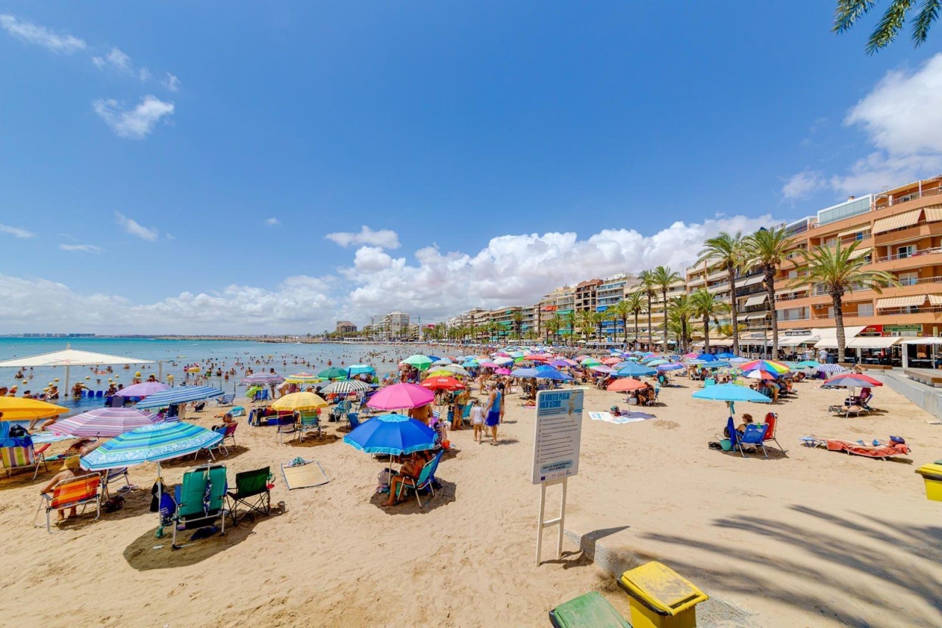 Herverkoop - Apartment -
Torrevieja - Centro