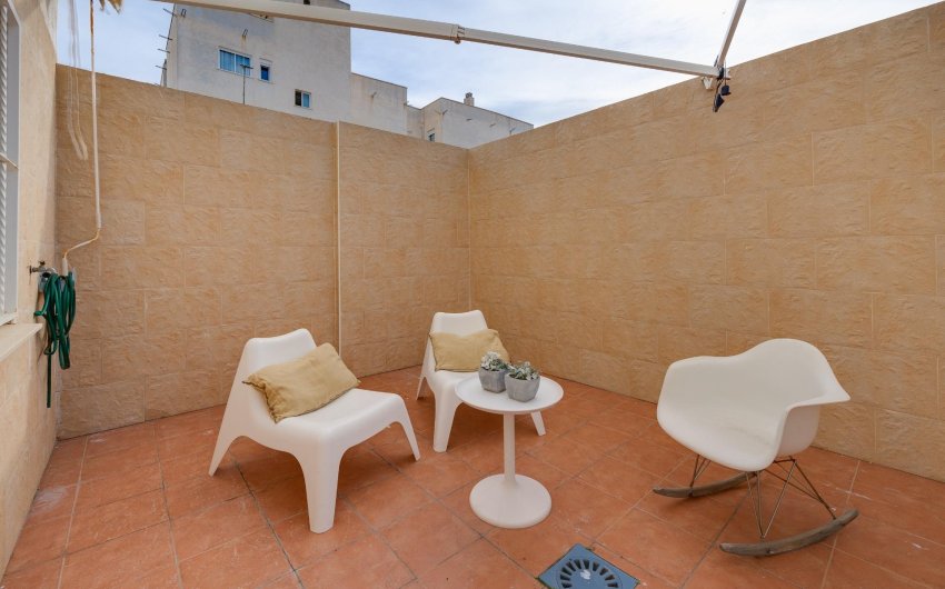 Herverkoop - Apartment -
Torrevieja - Centro