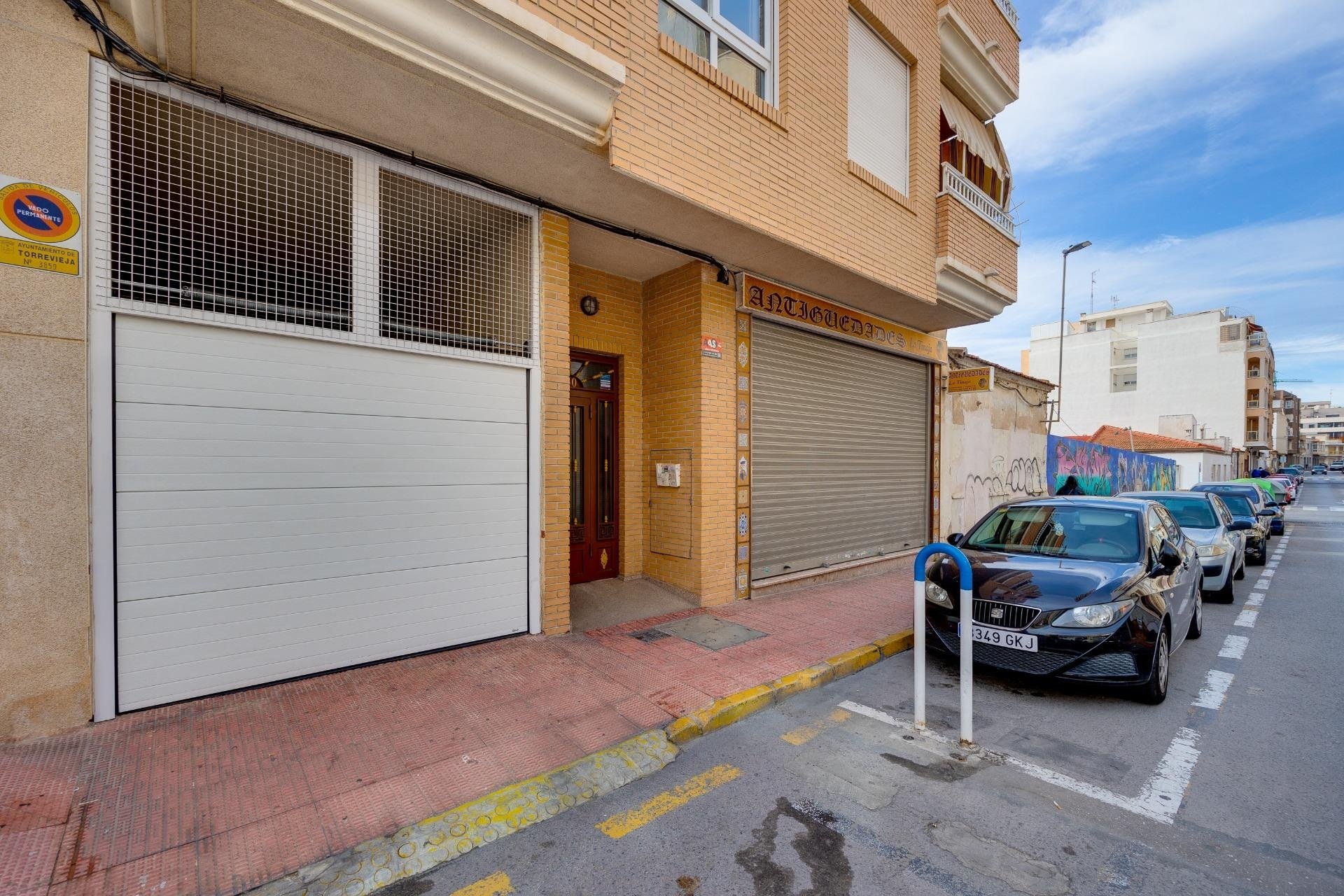 Herverkoop - Apartment -
Torrevieja - Centro