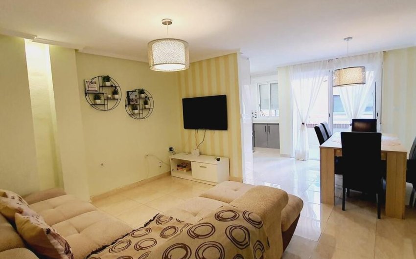 Herverkoop - Apartment -
Torrevieja - Centro