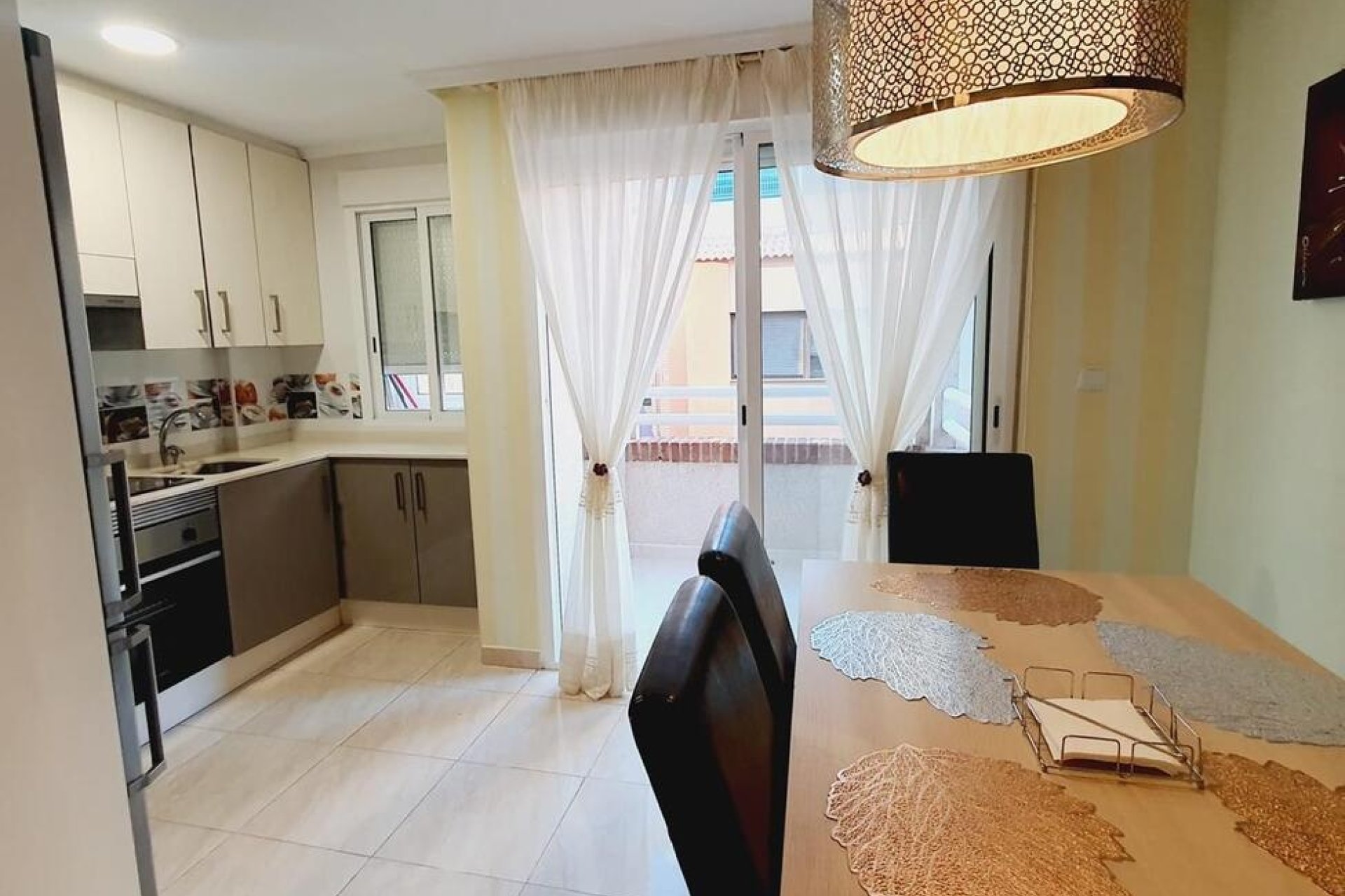Herverkoop - Apartment -
Torrevieja - Centro
