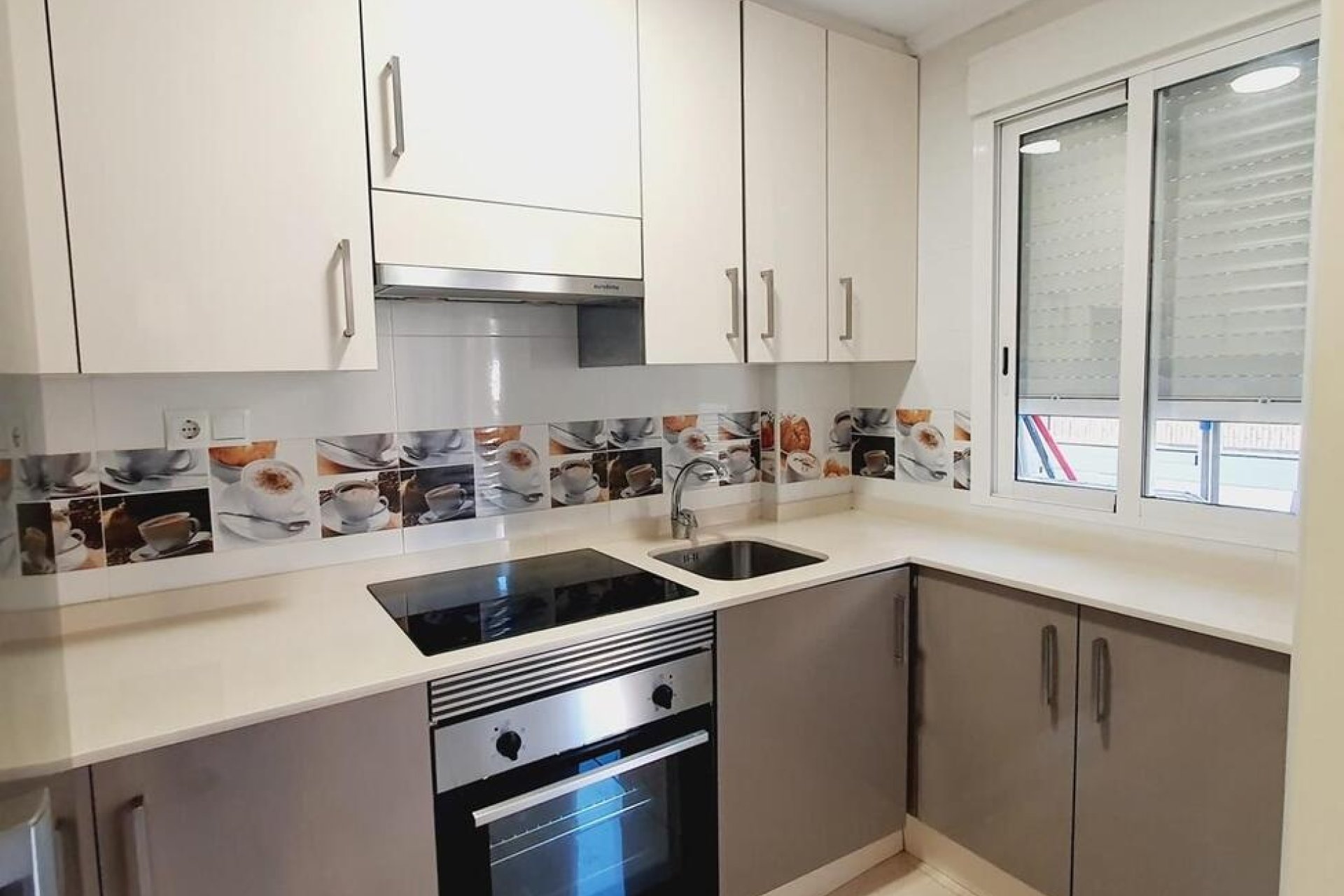 Herverkoop - Apartment -
Torrevieja - Centro