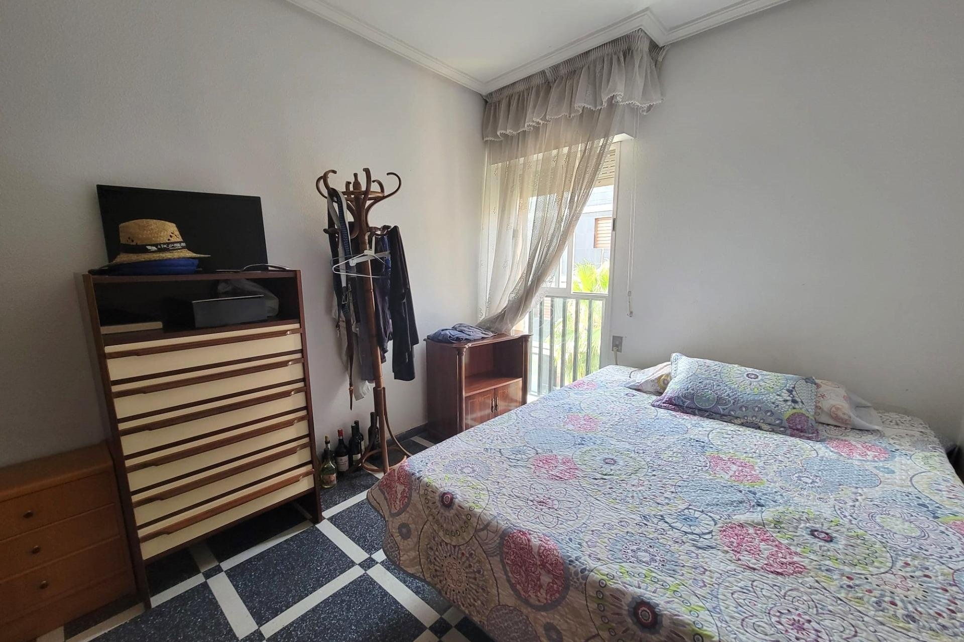 Herverkoop - Apartment -
Torrevieja - Centro