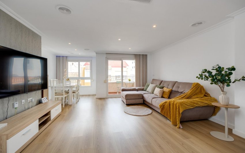 Herverkoop - Apartment -
Torrevieja - Centro