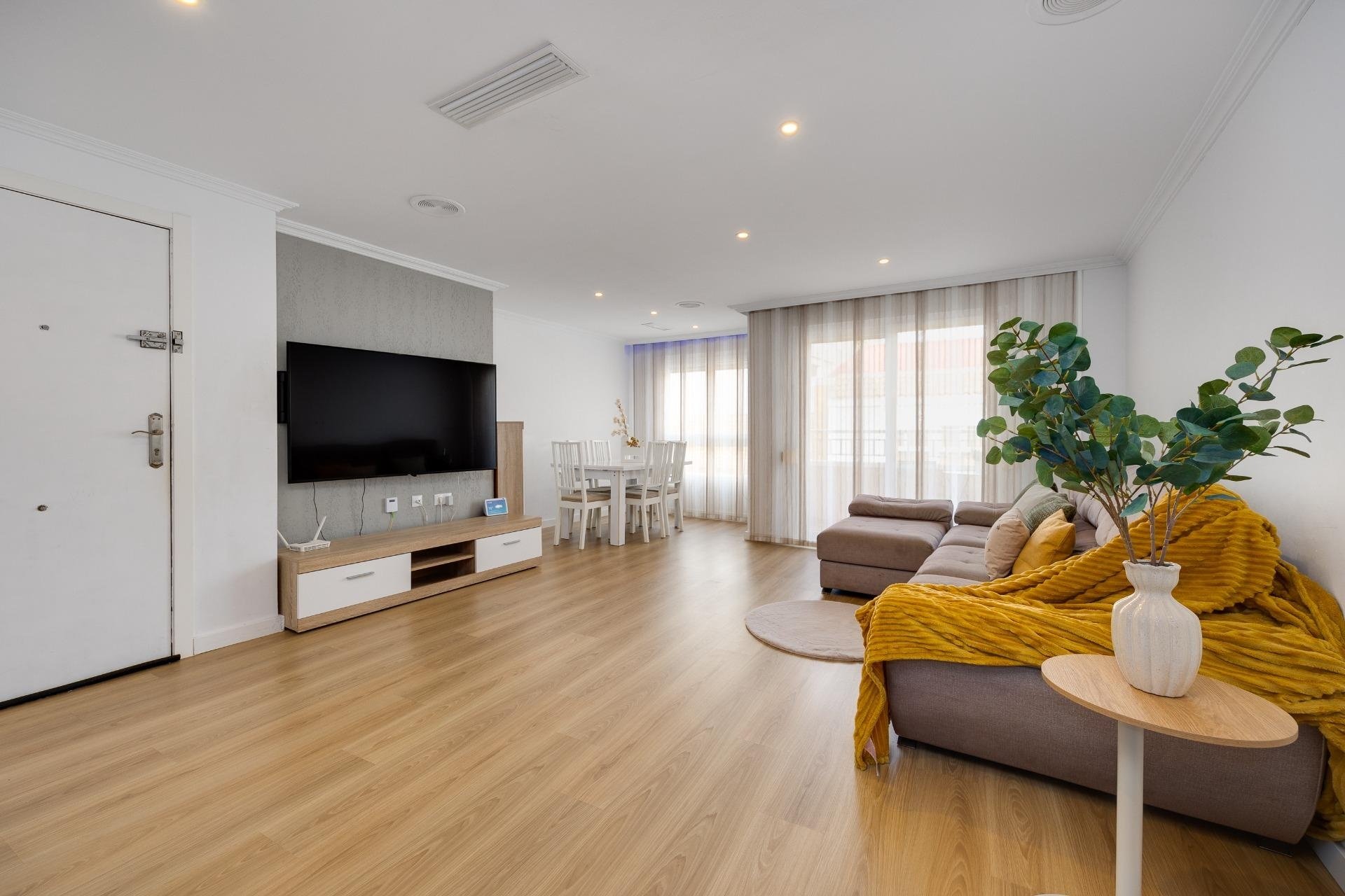 Herverkoop - Apartment -
Torrevieja - Centro