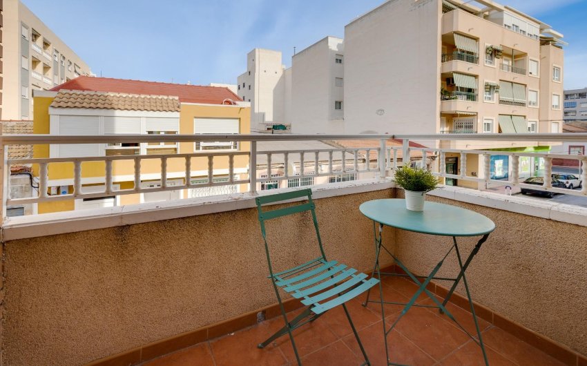 Herverkoop - Apartment -
Torrevieja - Centro
