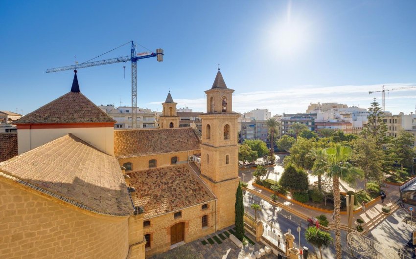 Herverkoop - Apartment -
Torrevieja - Centro